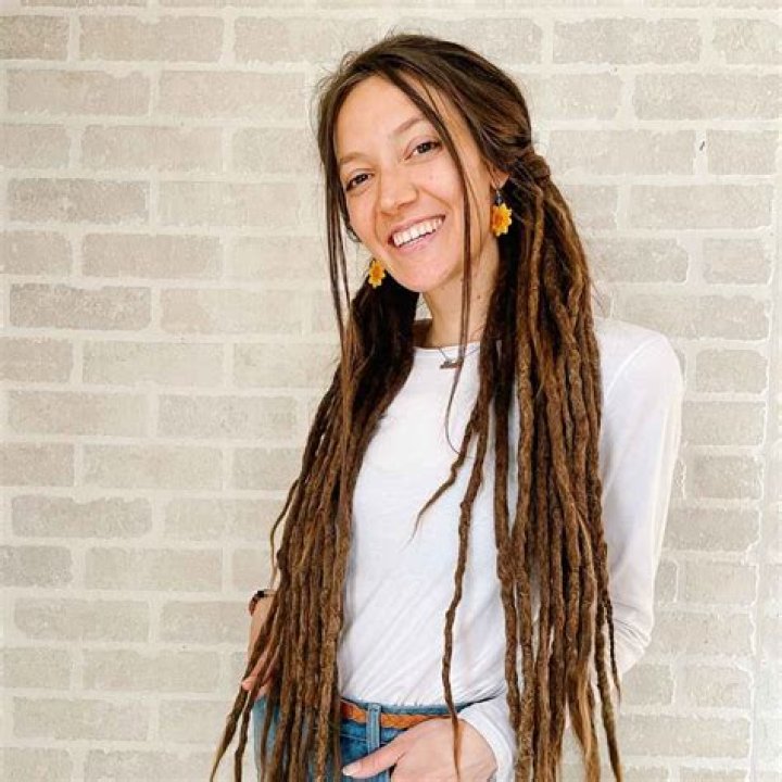 Can you dreadlocks yourself?