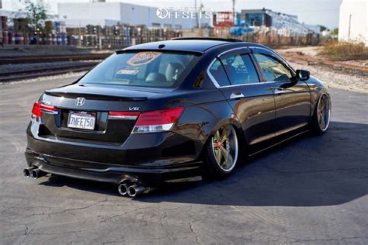 Can you get a Honda Accord with a V6?