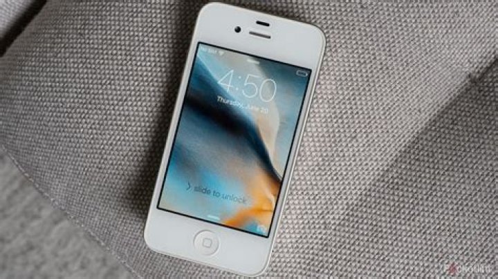 Can you still get service on an iPhone 4S?