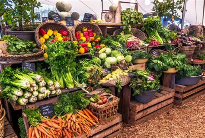 Do farmers markets sell organic food?