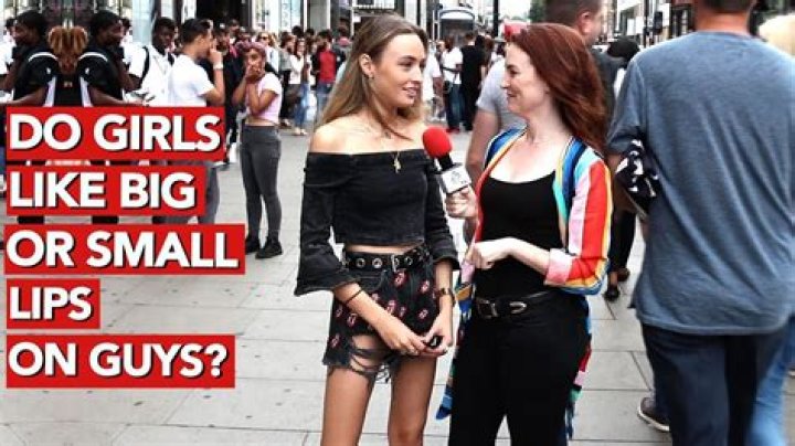 Do guys like small girls?