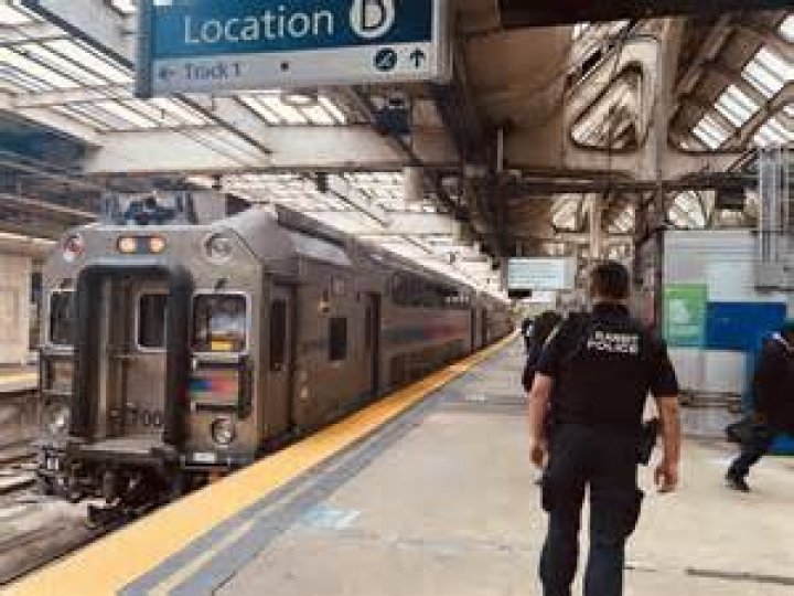 Does NJ Transit train run 24 hours?