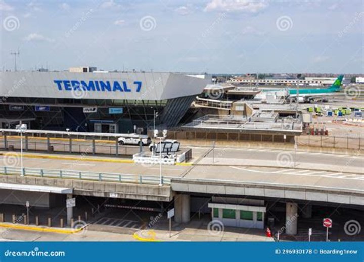 Does Terminal 7 at JFK have clear?