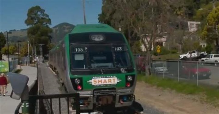 Does the Smart Train go to San Francisco