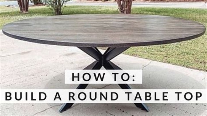 How big does a round table need to be to seat 4