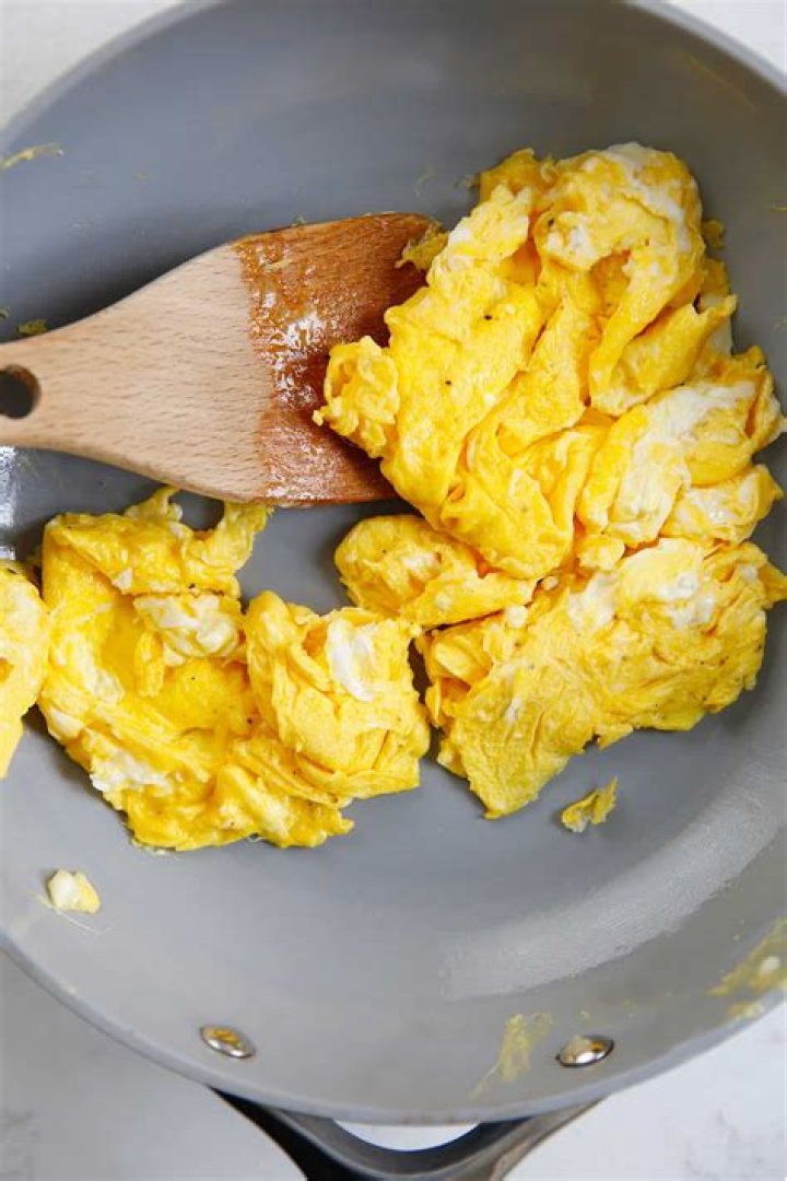 How do you make perfect scrambled eggs?