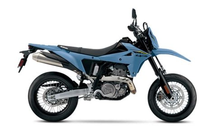 How heavy is the DRZ 125l?