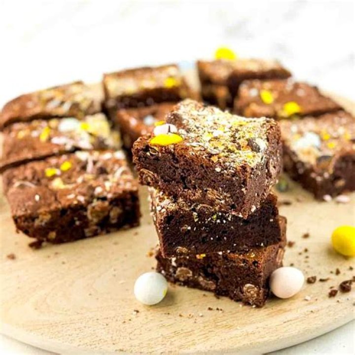 How long can brownies be left out?