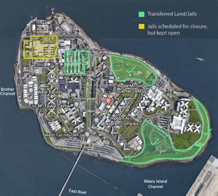 How many inmates have died at Rikers Island?