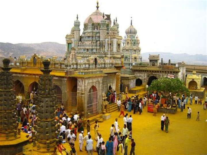 Is Jejuri khandoba temple open?