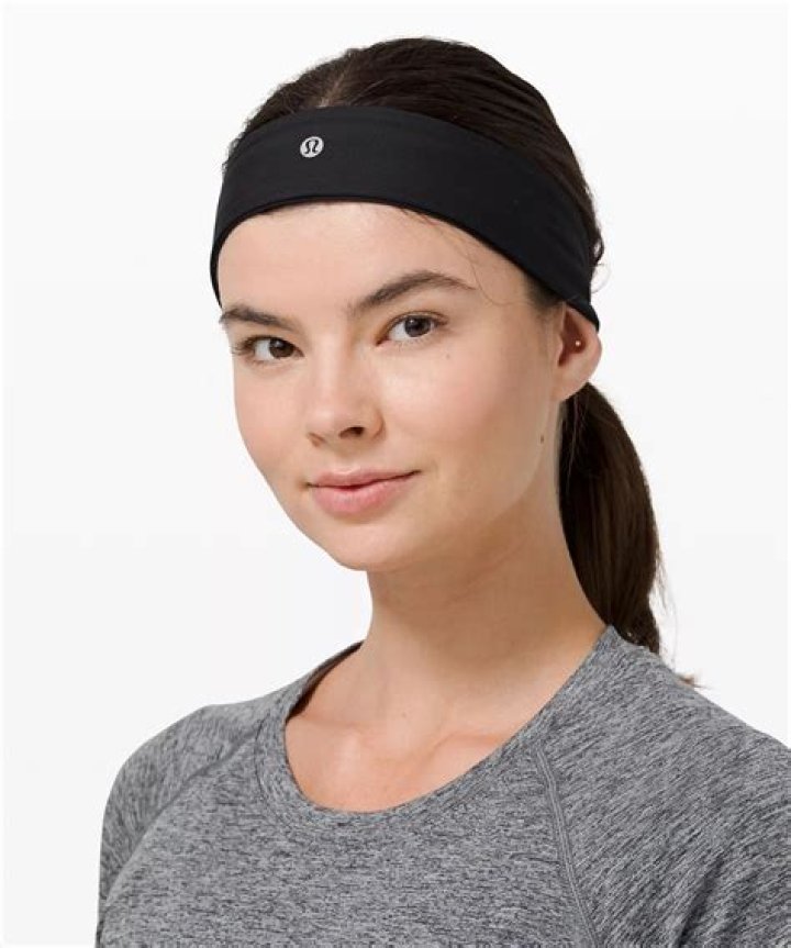 What are lululemon headbands made of?