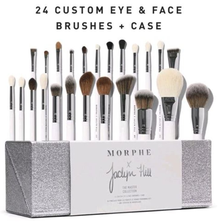 What brush does Jaclyn Hill?