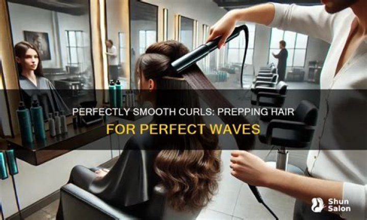 What do you put on straight hair before curling?
