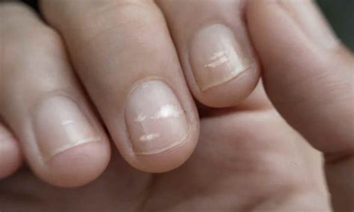 What does natural nails mean?
