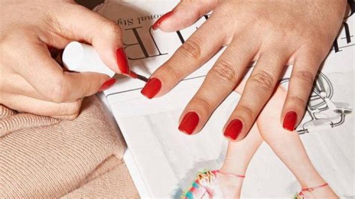 What ingredients make nail polish last longer?