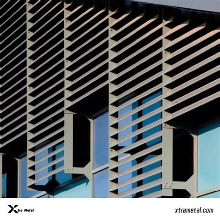 What is a louver in lighting