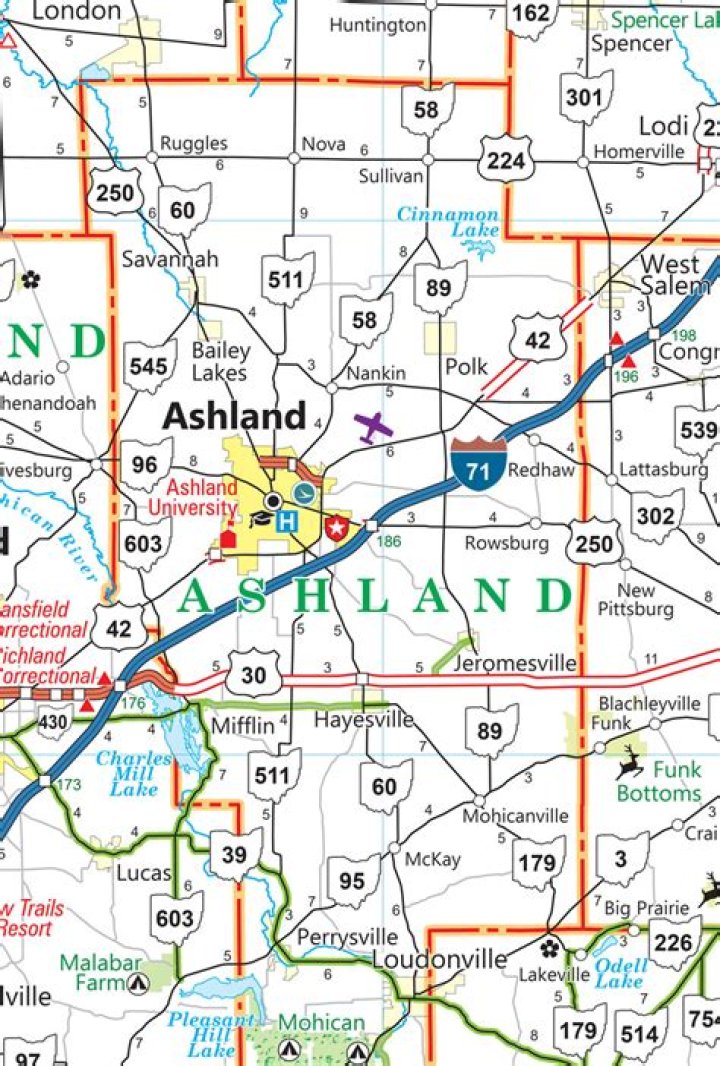 What is Ashland City area code?