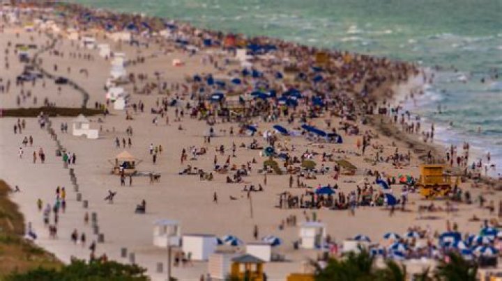 What is the least crowded beach in Destin Florida?