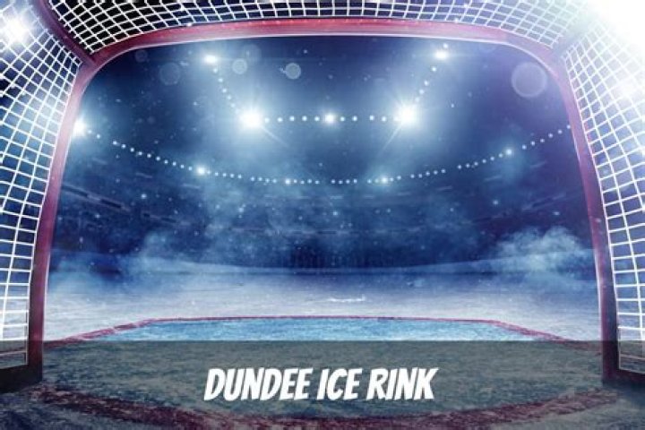 When did Dundee ice rink close?