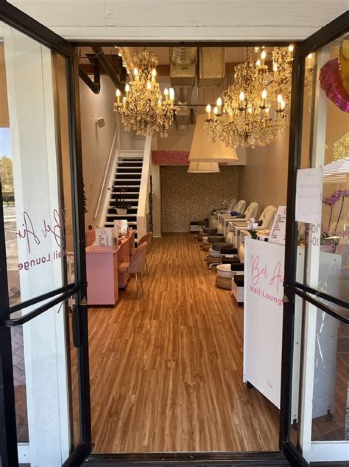 Where are the best nail salons in Cincinnati?