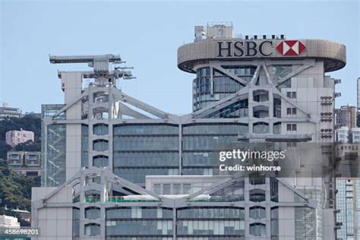 Which Canadian bank has branch in Hong Kong?