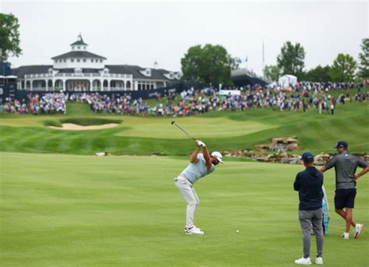 Which PGA West course do the pros play?