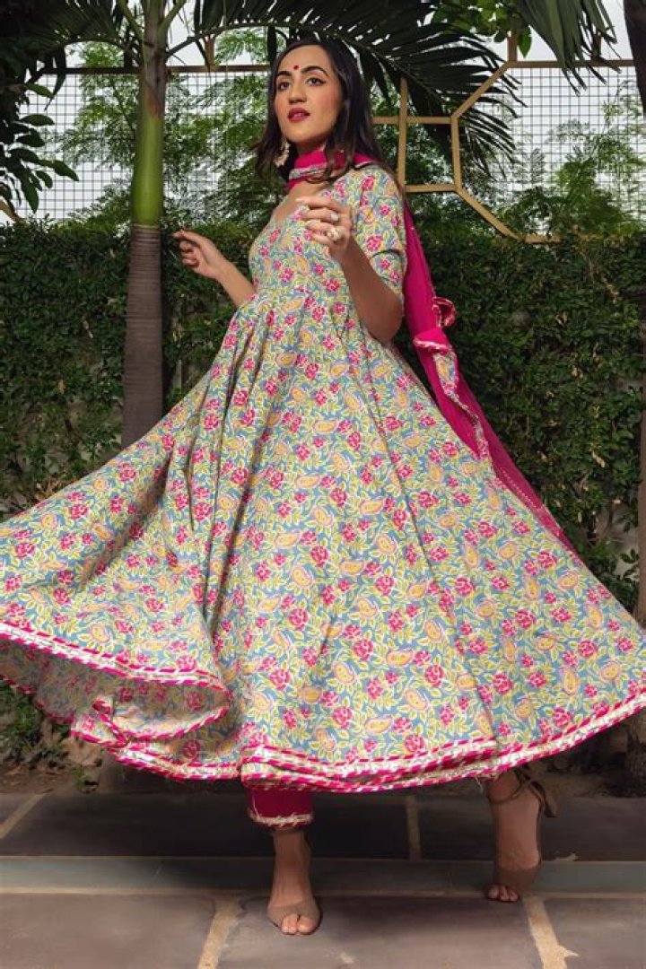 Which site is best for Anarkali?