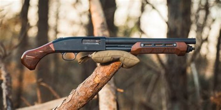 Who makes a pistol grip shotgun?