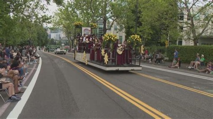 Who was the grand marshal of the Rose Parade?