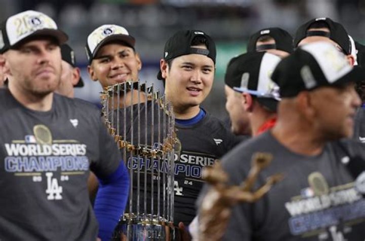 Who won the NL Central 2011?