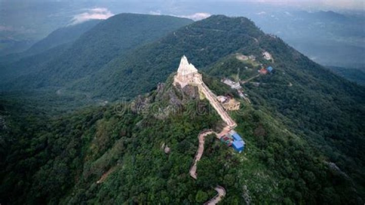 Why is parasnath famous?